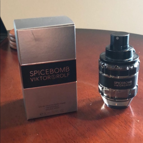 Viktor & Rolf Other - Viktor & Rolf: Spicebomb 1.7 FL OZ
